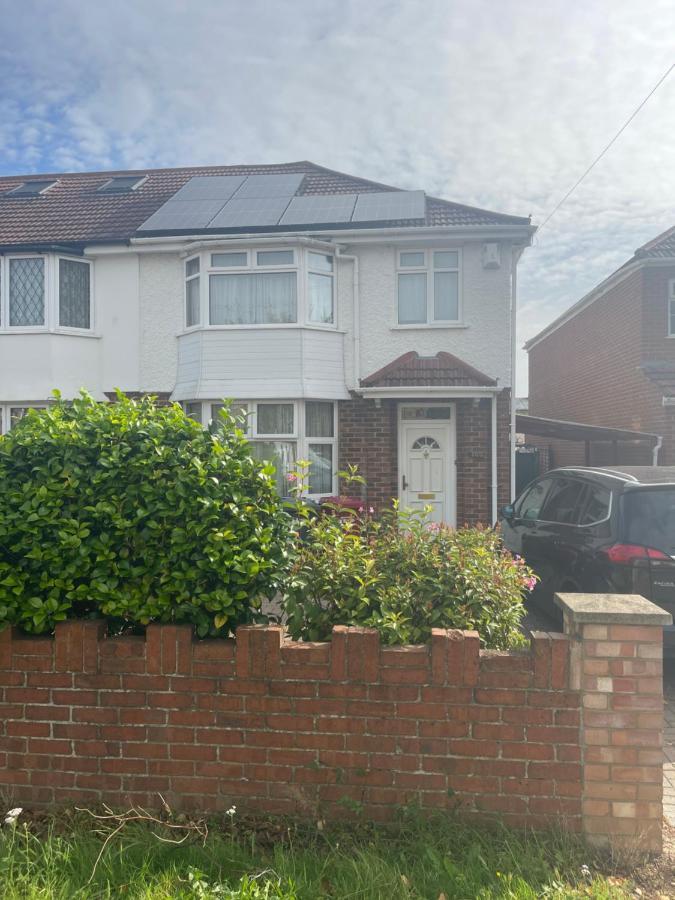 Single Room Canvey Island Εξωτερικό φωτογραφία